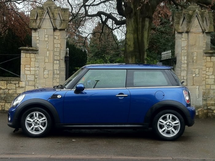 Mini Hatchback 1.6 One D 3dr Hatchback Diesel Blue
