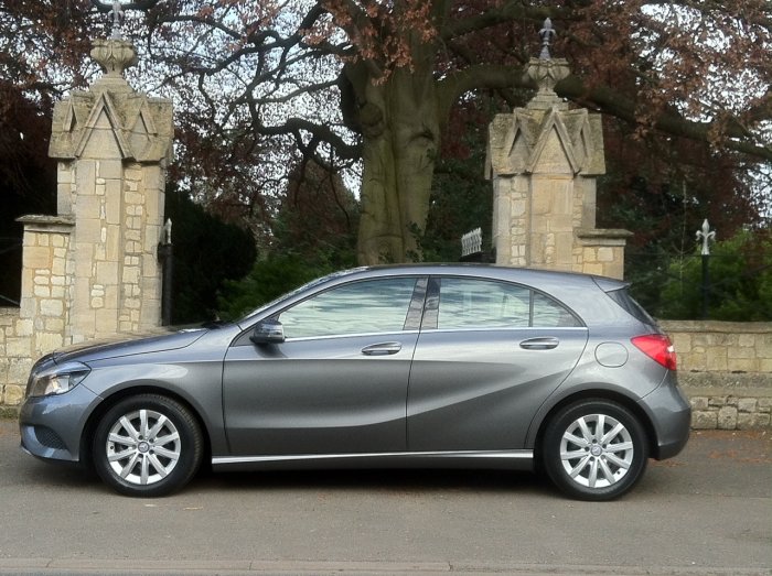 Mercedes-Benz A Class 1.5 A180 CDI BlueEFFICIENCY SE 5dr Hatchback Diesel Grey
