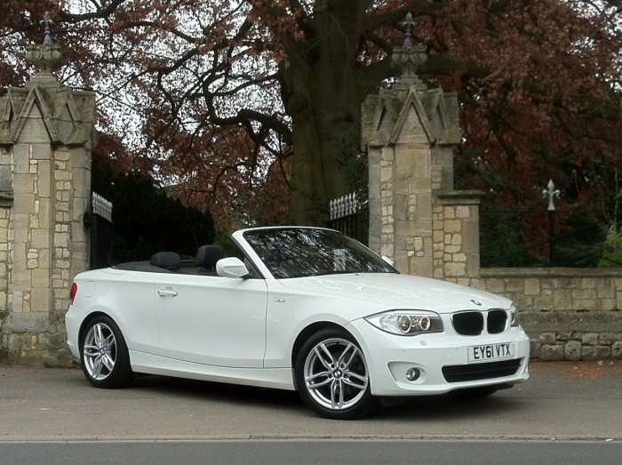 BMW 1 Series 2.0 118i Sport 2dr Convertible Step Auto Convertible Petrol White