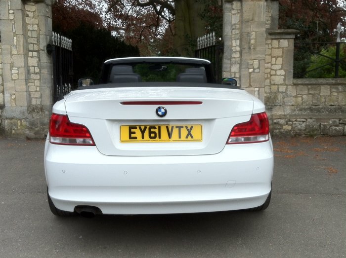 BMW 1 Series 2.0 118i Sport 2dr Convertible Step Auto Convertible Petrol White