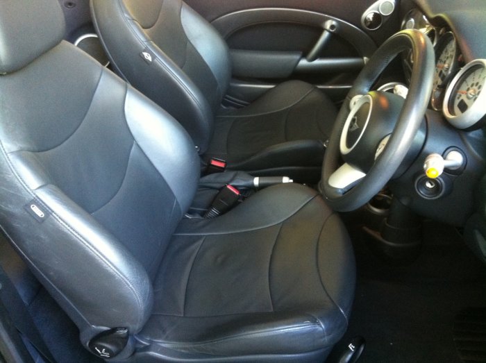 Mini Convertible 1.6 Cooper Chilli Pack + Extras Convertible Petrol Black