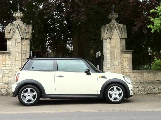 2007 Mini Hatchback 1.6 Cooper D 3dr