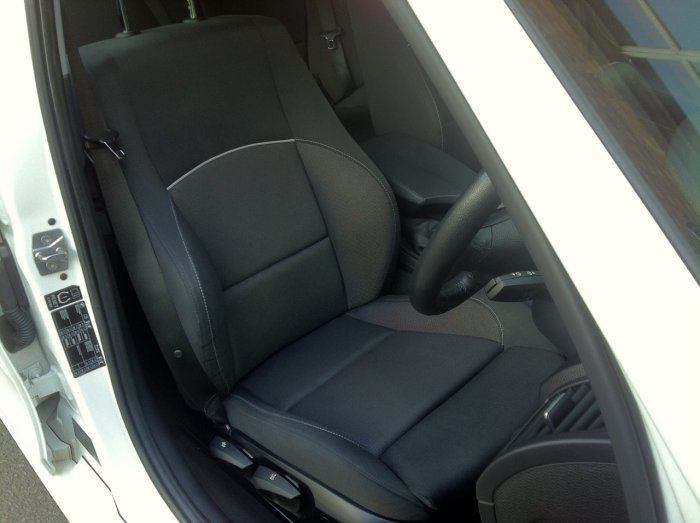 BMW 1 Series 2.0 116d Sport 5dr Hatchback Diesel White