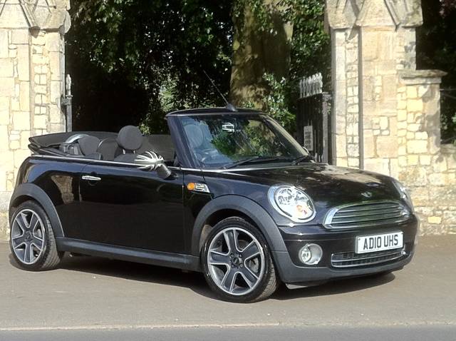 Mini Convertible 1.6 Cooper 2dr Auto Convertible Petrol Black