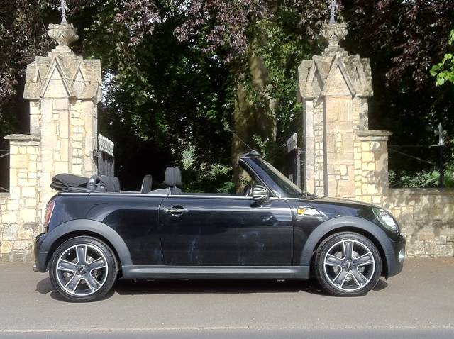 2010 Mini Convertible 1.6 Cooper 2dr Auto