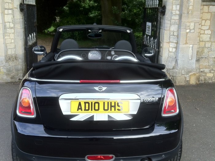 Mini Convertible 1.6 Cooper 2dr Auto Convertible Petrol Black