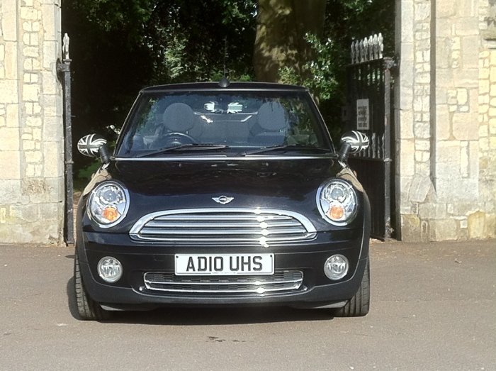 Mini Convertible 1.6 Cooper 2dr Auto Convertible Petrol Black