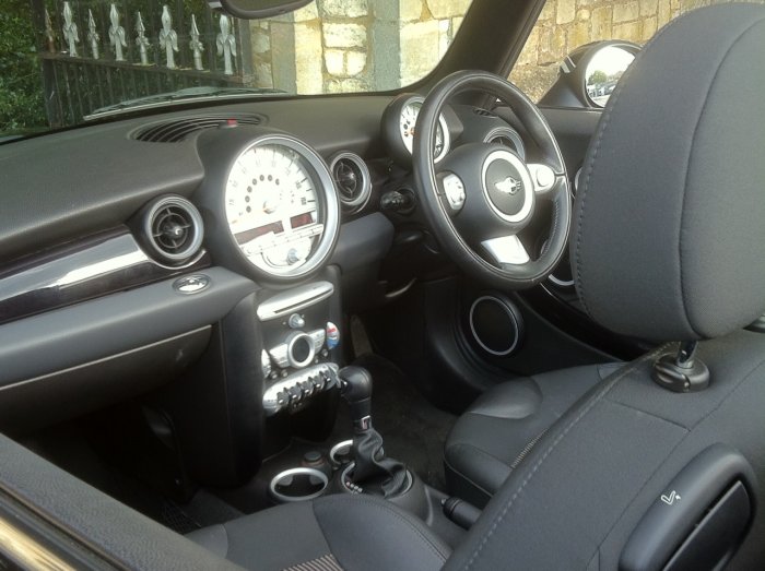 Mini Convertible 1.6 Cooper 2dr Auto Convertible Petrol Black