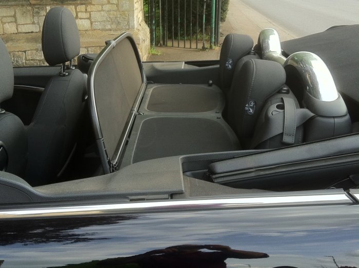 Mini Convertible 1.6 Cooper 2dr Auto Convertible Petrol Black