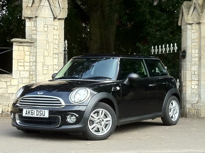 Mini Hatchback 1.6 One 3dr Hatchback Petrol Black