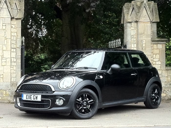Mini Hatchback 1.6 One D 3dr Hatchback Diesel Black