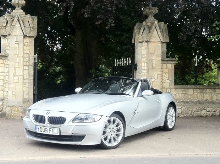 BMW Z4 2.0i Sport 2dr Convertible Petrol Silver