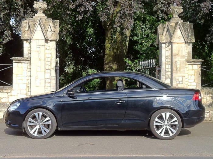 Volkswagen Eos 1.4 TSI 160 Sport 2dr Convertible Petrol Black