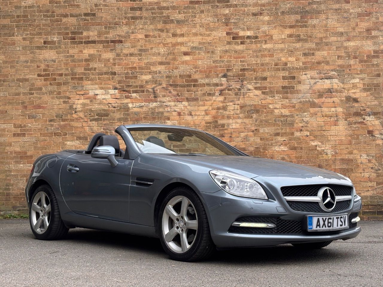 2011 Mercedes-Benz SLK