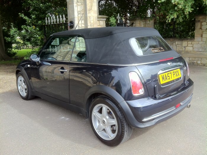 Mini Convertible 1.6 One 2dr Convertible Petrol Black