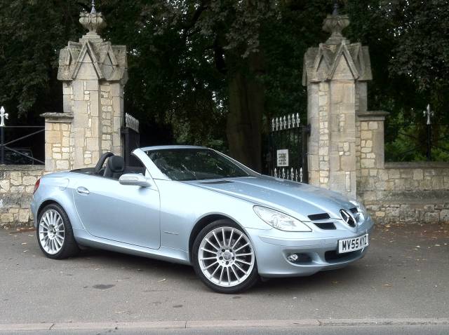 Mercedes-Benz SLK 1.8 SLK 200K 2dr Tip Auto Convertible Petrol Blue Silver