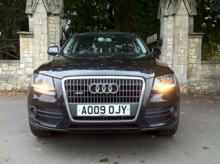 Audi Q5 2.0 TDI Quattro SE 5dr Estate Diesel Black