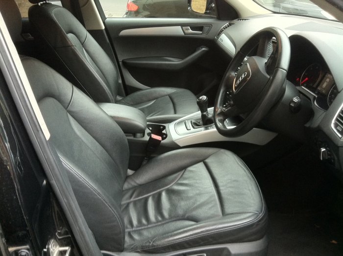 Audi Q5 2.0 TDI Quattro SE 5dr Estate Diesel Black