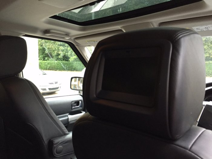 Land Rover Discovery 2.7 Td V6 HSE 5dr Auto Estate Diesel Silver