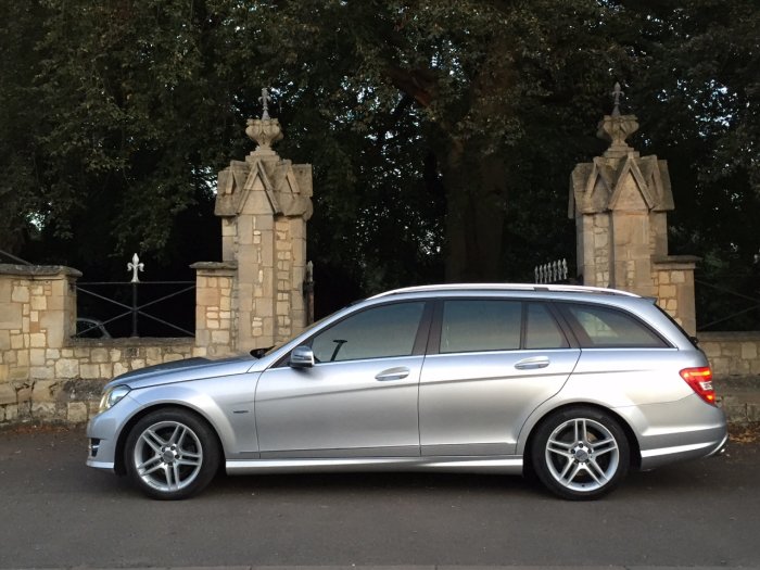 Mercedes-Benz C Class 1.8 C180 BlueEFFICIENCY Sport 5dr Auto Estate Petrol Silver