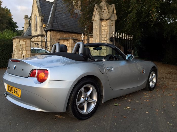 BMW Z4 2.5i 2dr Convertible Petrol Silver