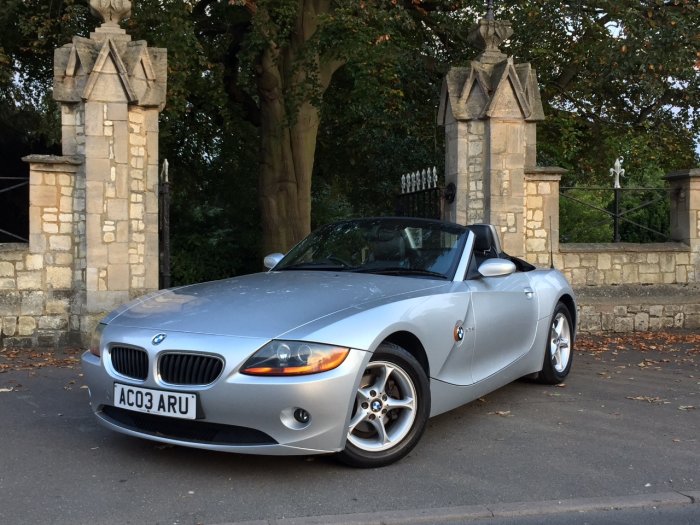 BMW Z4 2.5i 2dr Convertible Petrol Silver