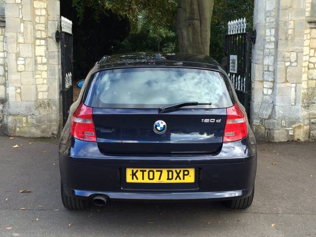 2007 BMW 1 Series 2.0 120d Sport seats