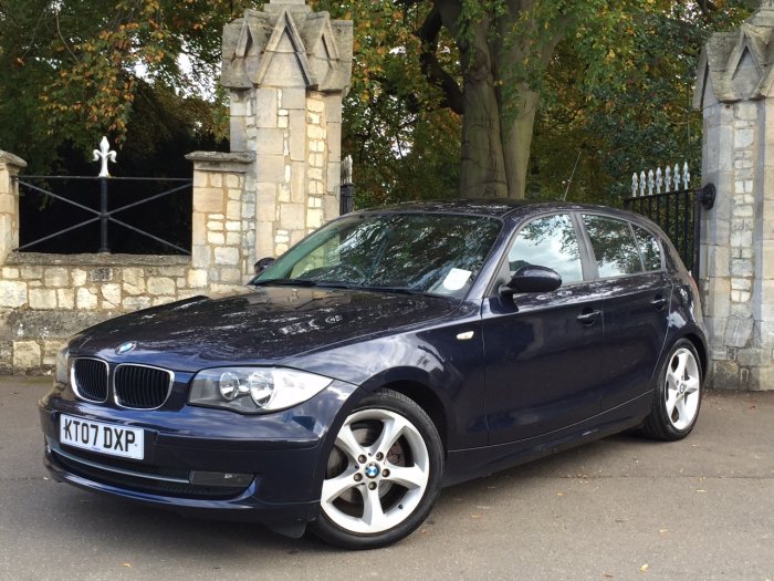 BMW 1 Series 2.0 120d Sport seats Hatchback Diesel Blue