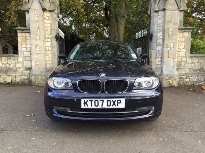BMW 1 Series 2.0 120d Sport seats Hatchback Diesel Blue