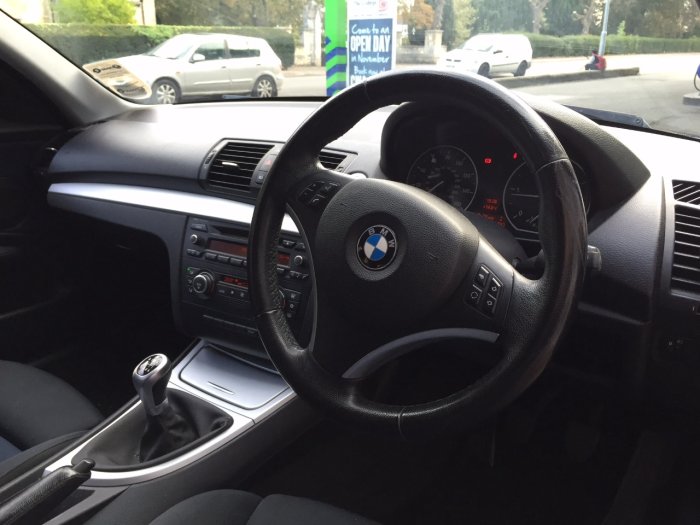 BMW 1 Series 2.0 120d Sport seats Hatchback Diesel Blue