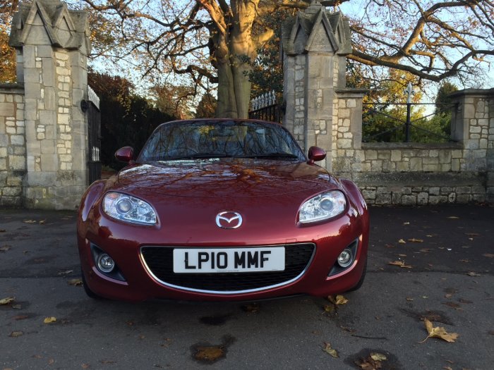 Mazda MX-5 2.0i Sport Tech Hard Top 2dr Convertible Petrol Red