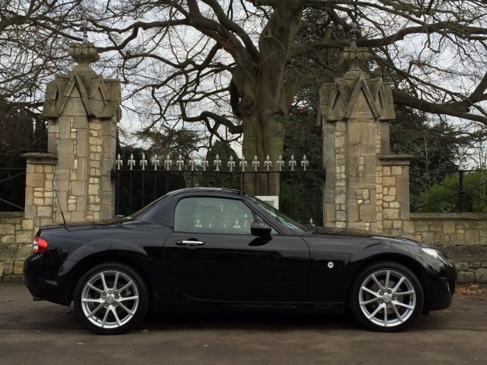 Mazda MX-5 2.0i Sport Tech Roadster Coupe 2dr Convertible Petrol Black