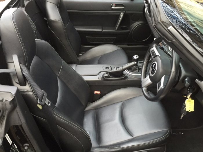 Mazda MX-5 2.0i Sport Tech Roadster Coupe 2dr Convertible Petrol Black