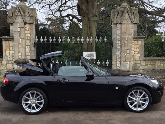 Mazda MX-5 2.0i Sport Tech Roadster Coupe 2dr Convertible Petrol Black