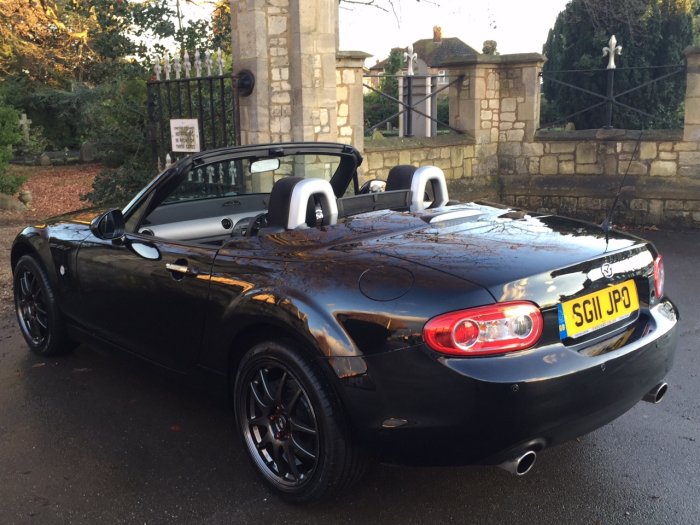 Mazda MX-5 2.0i SE 2dr Convertible Petrol Black