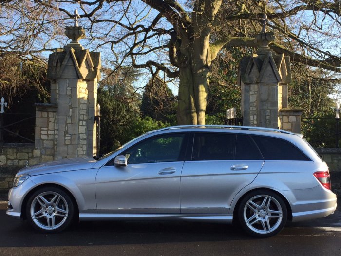 Mercedes-Benz C Class 2.1 C220 CDI Sport 5dr Auto Estate Diesel Silver