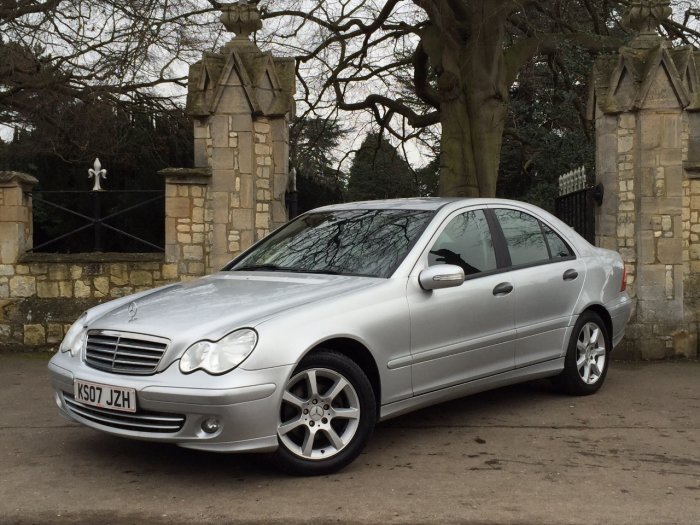 Mercedes-Benz C Class 1.8 C180K Classic SE 4dr Auto Saloon Petrol Silver