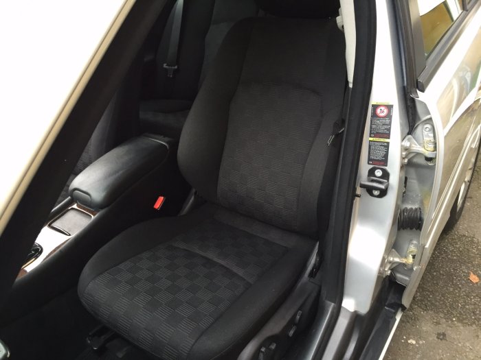 Mercedes-Benz C Class 1.8 C180K Classic SE 4dr Auto Saloon Petrol Silver