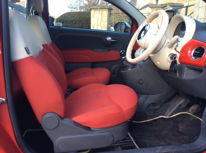 Fiat 500 1.2 Lounge 3dr [Start Stop] Hatchback Petrol Red