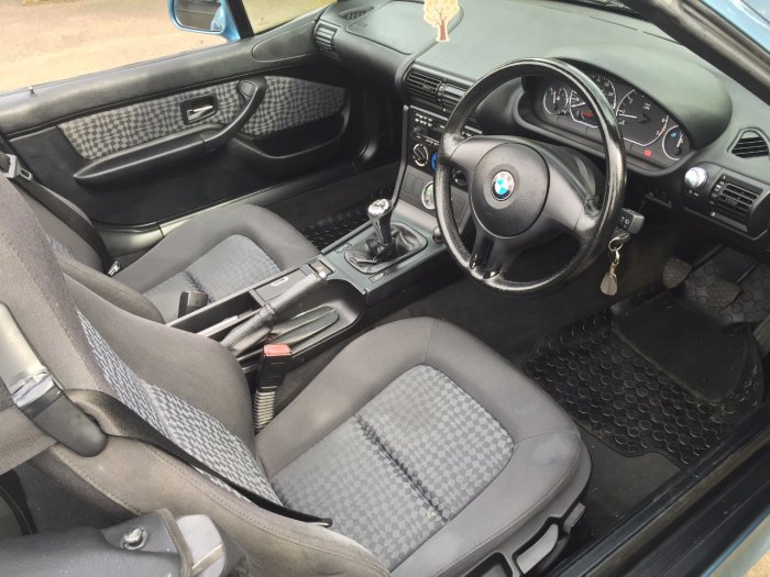 BMW Z3 1.9 8V 2dr Convertible Petrol Blue