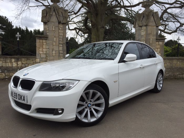 BMW 3 Series 2.0 318i SE 4dr Saloon Petrol White