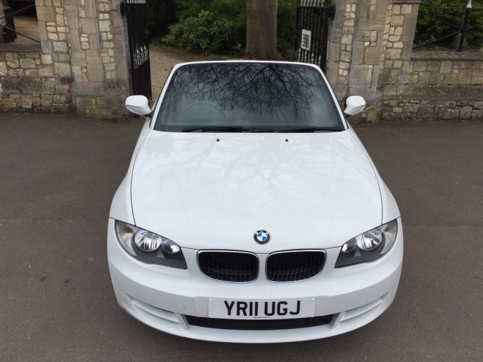 BMW 1 Series 2.0 118i Sport 2dr convertible Convertible Petrol White