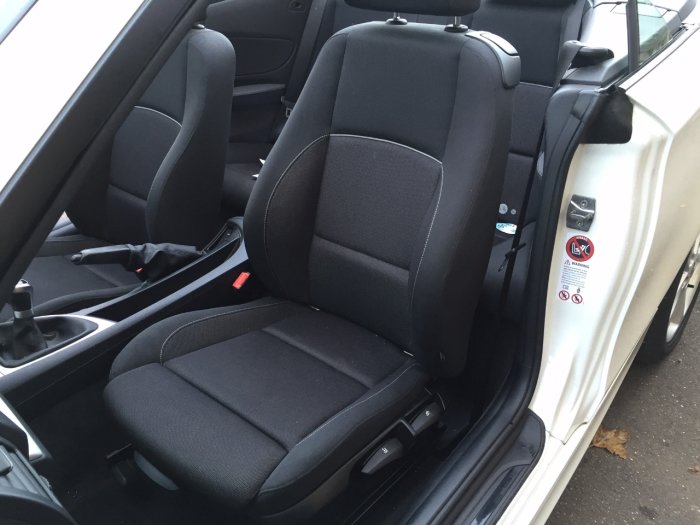 BMW 1 Series 2.0 118i Sport 2dr convertible Convertible Petrol White