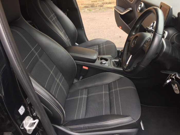 Mercedes-Benz A Class 1.6 A180 BlueEFFICIENCY Sport 5dr Hatchback Petrol Black