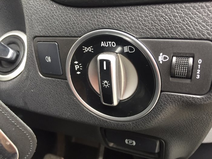 Mercedes-Benz A Class 1.6 A180 BlueEFFICIENCY Sport 5dr Hatchback Petrol Black