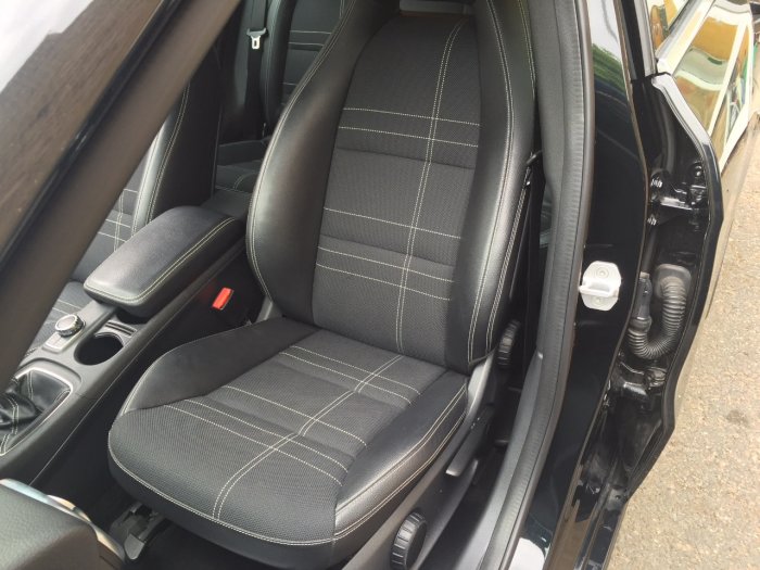 Mercedes-Benz A Class 1.6 A180 BlueEFFICIENCY Sport 5dr Hatchback Petrol Black
