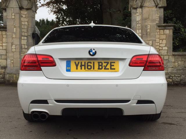 2011 BMW 3 Series 3.0 330d Sport Plus 2dr Step Auto