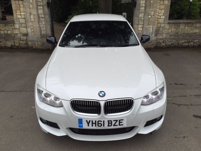 BMW 3 Series 3.0 330d Sport Plus 2dr Step Auto Coupe Diesel White