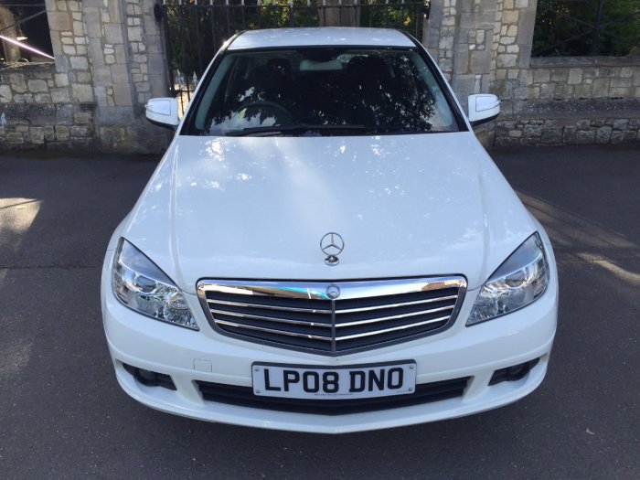 Mercedes-Benz C Class 2.1 C220 CDI SE 4dr Auto Saloon Diesel White