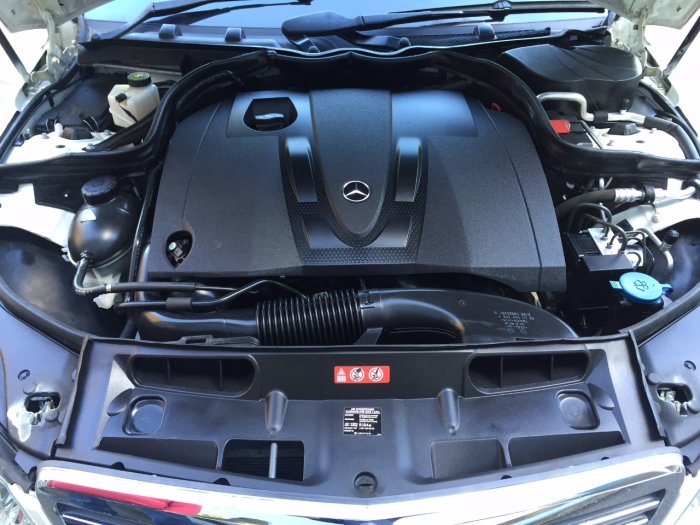 Mercedes-Benz C Class 2.1 C220 CDI SE 4dr Auto Saloon Diesel White